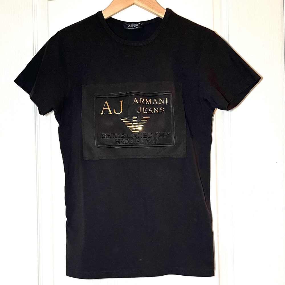 Vintage Armani Jeans 3D Raised Logo Tee Size L Made in Italy‎ Stretch Jersey